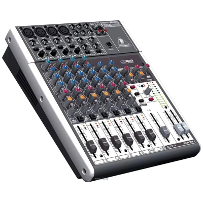 Behringer Xenyx 1204USB