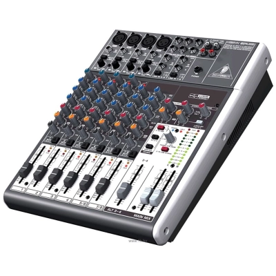 Behringer Xenyx 1204USB