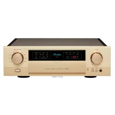 Accuphase C-2120