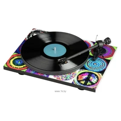 Pro-Ject Essential III (OM 10): The Ringo Starr Peace & Love