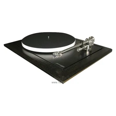 Rega P9